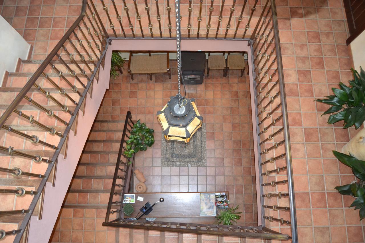 Hostal Toribio Galaroza Exterior foto